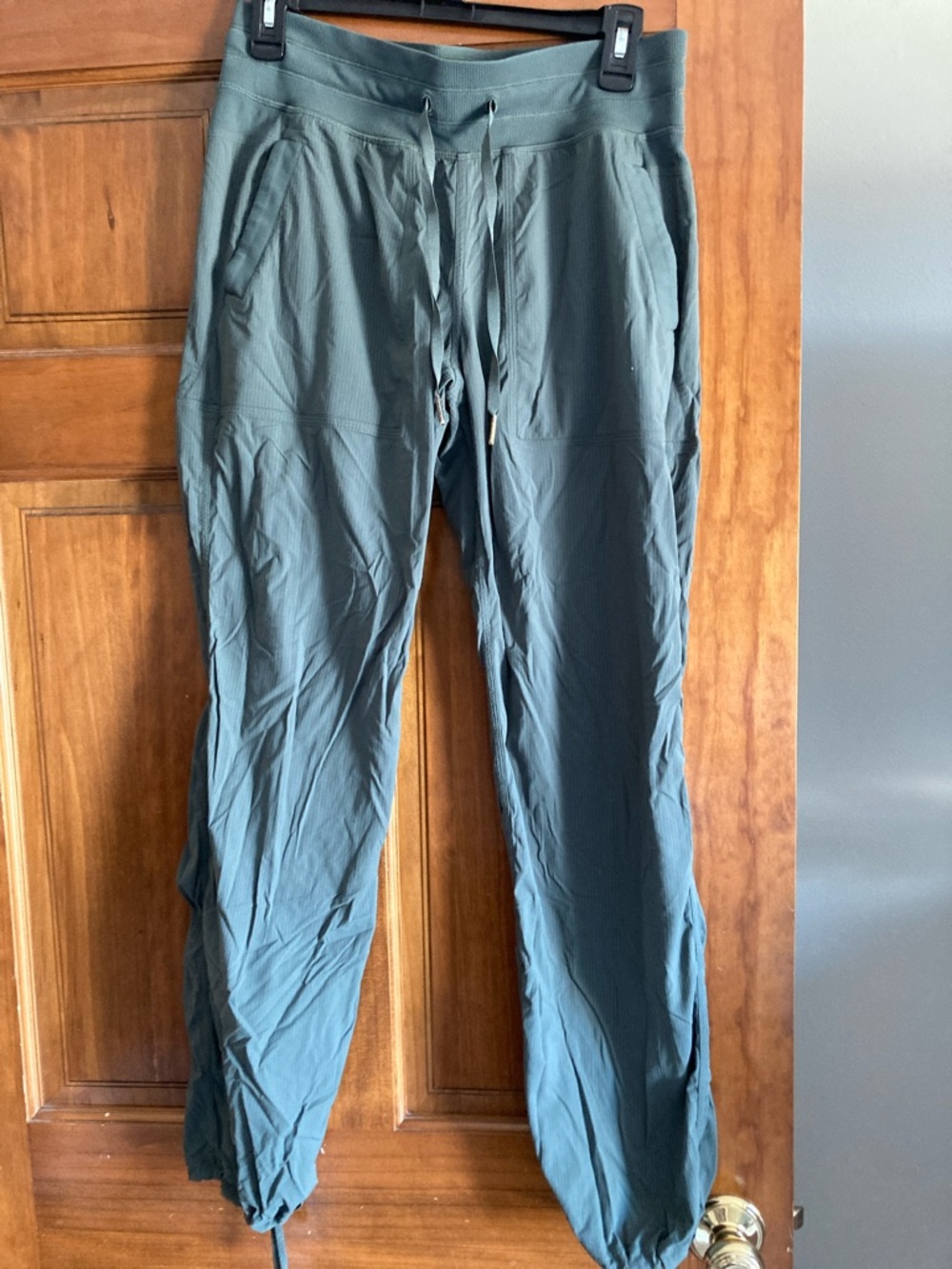 lululemon athletica Olive Green dance studio joggers - Square dot